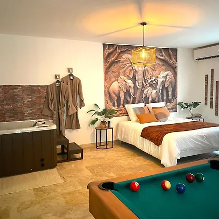 La Safari Luxe Holiday home